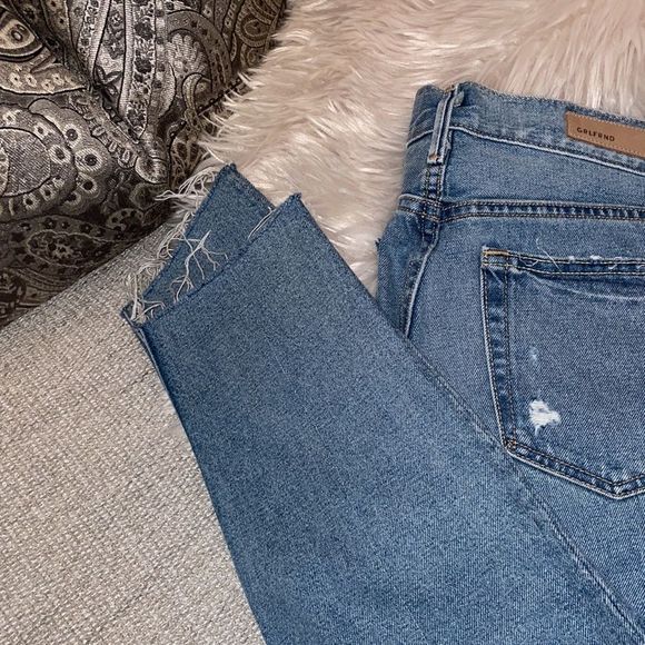 GRLFND KARONINA NWOT SIZE 27 HIGHRISE STRAIGHT DISTRESSED REVOLVE 228.00 - Picture 6 of 12